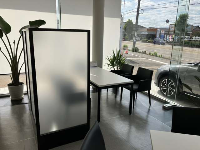 北陸マツダ 高岡江尻U-Carランド