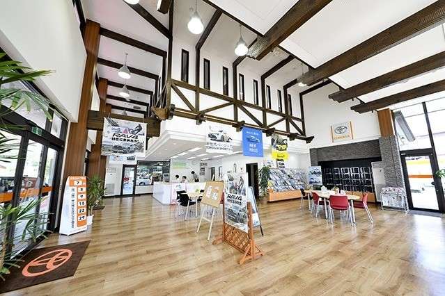 トヨタカローラ福島 田島店