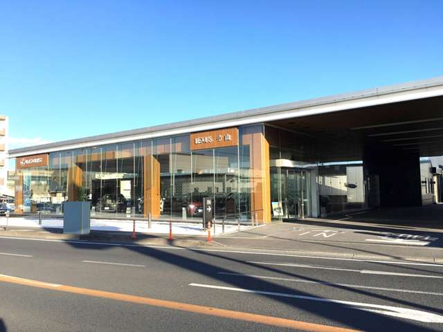 ネッツトヨタ栃木 LEXUS小山