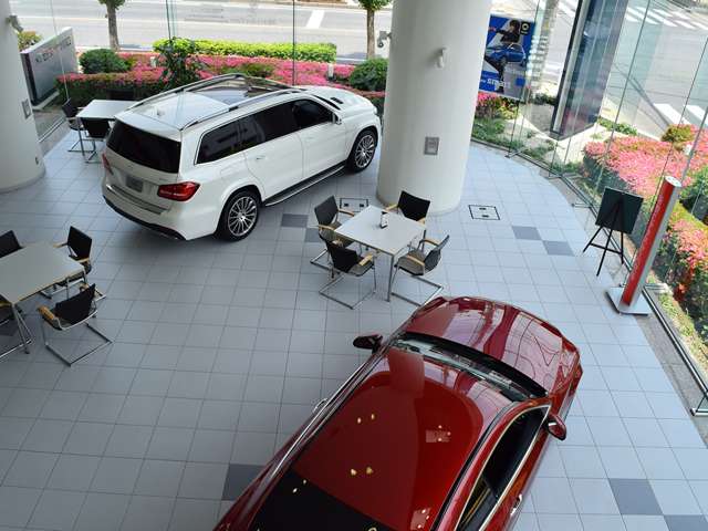 メルセデス・ベンツ川口