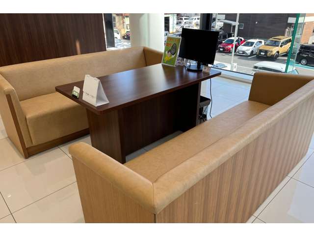 トヨタカローラ愛知(株) 野並マイカーセンター