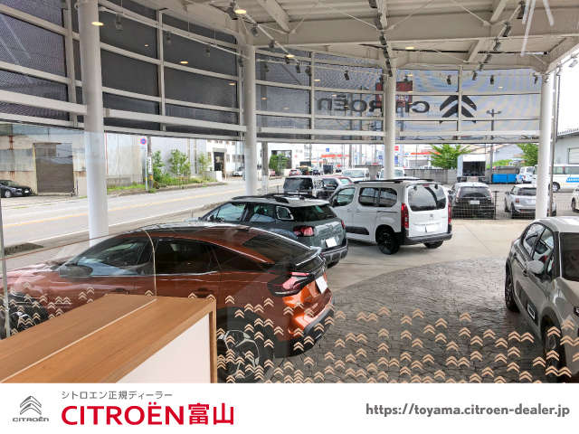 シトロエン富山
