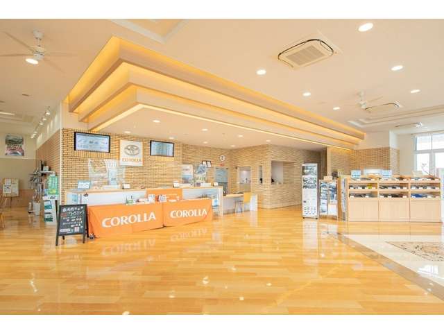 トヨタカローラ和歌山 岩出店