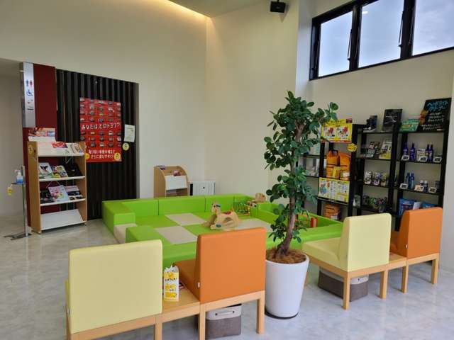 和歌山トヨタ自動車(株) 岩出店