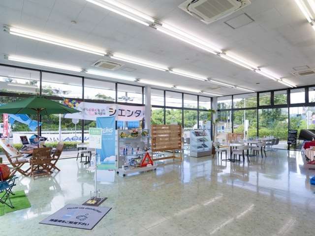 ウエインズトヨタ神奈川 ビークルステーション横浜町田インター