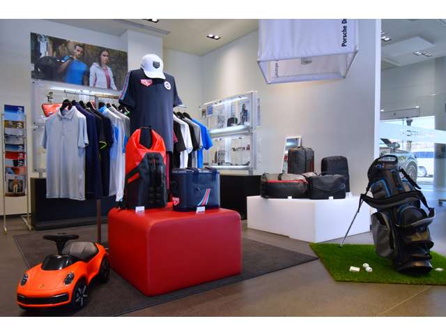 ポルシェセンター福井