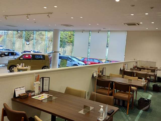 (株)ホンダ四輪販売三重北 ホンダカーズ三重北 亀山長明寺店