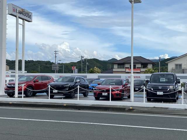 Honda Cars 中央愛媛 大洲インター店(認定中古車取扱店)