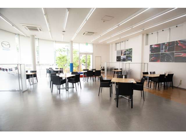 (株)関西マツダ 富田林店