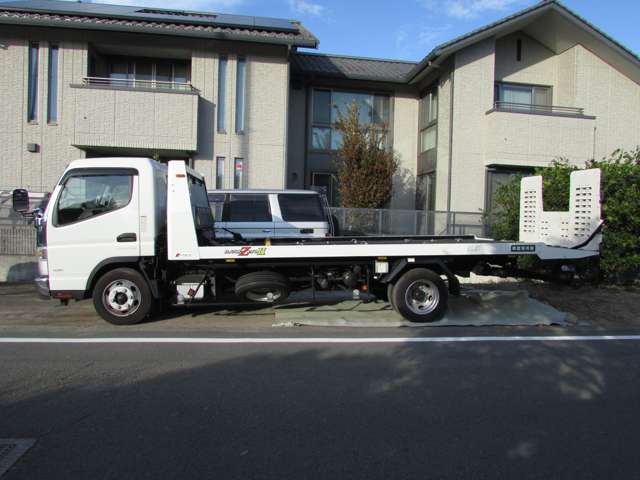 C.C CREST(シーシークレスト)