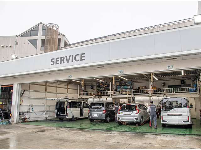 ホンダカーズ大阪 富田林南店 (Honda認定中古車取扱店)