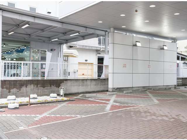 ホンダカーズ大阪 東成店(Honda認定中古車取扱店)