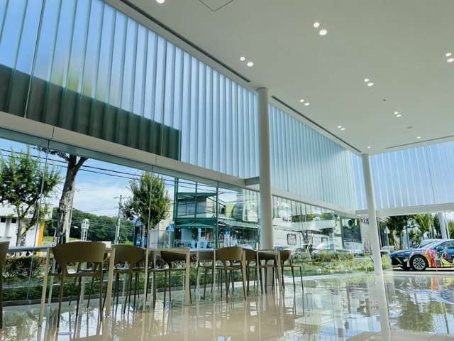 神戸トヨペット(株) THE GARAGE 岡場