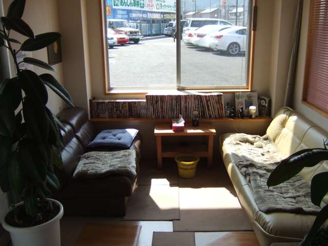 西内自動車販売株式会社