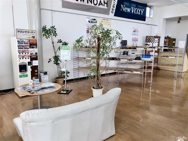 トヨタカローラ佐賀 鹿島店