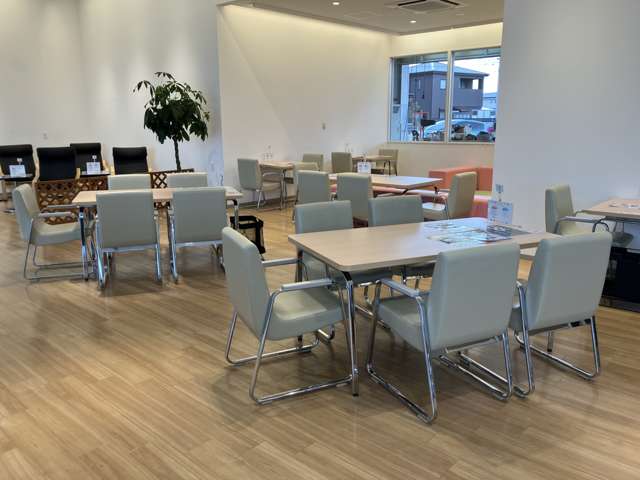 日産福岡販売 カーパレス福津