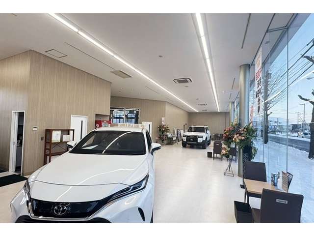 トヨタカローラ函館(株) 中道店
