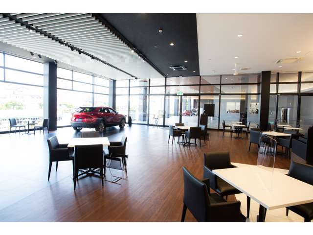 (株)関西マツダ 新金岡店