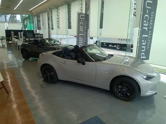 大阪マツダ販売(株) 香里ユーカーランド