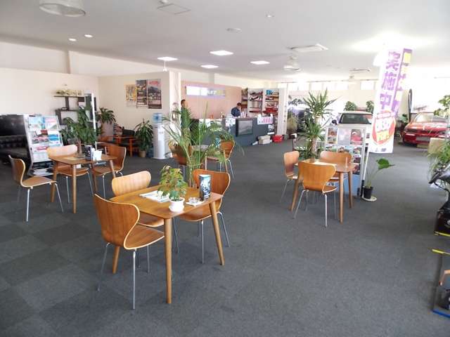 (株)フィースト