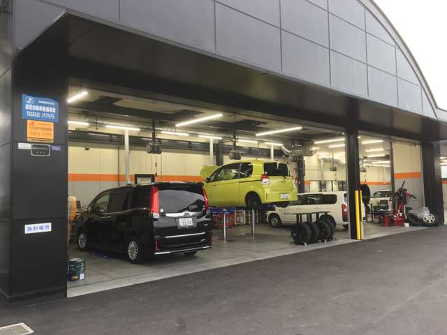 トヨタカローラ南海(株) 泉佐野プラザ