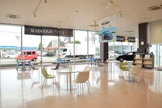 トヨタカローラ富山 カーロッツたかおか