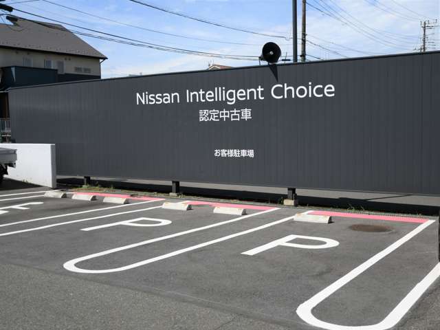 日産神奈川販売 Carスクエア港北ニュータウン