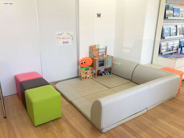 日産福岡販売 カーパレス筑紫