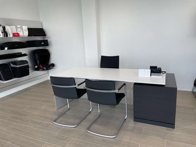 サーラカーズジャパン Audi Approved Automobile沼津