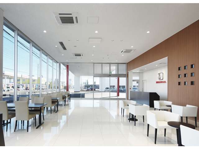 ホンダカーズ栃木県央 鹿沼茂呂店(認定中古車取扱店)