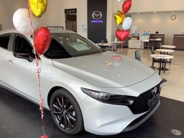 西四国マツダ 朝倉店