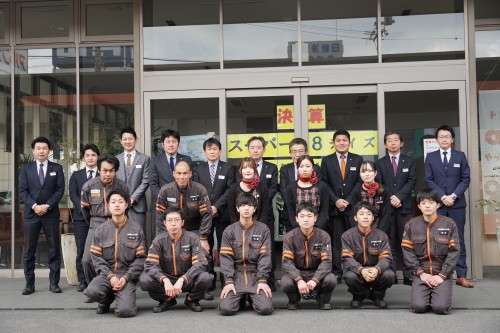 トヨタカローラ三重(株) トヨタカローラ三重 四日市日永店