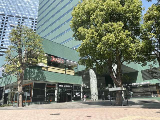 Willplus BMW MINI NEXT 新宿