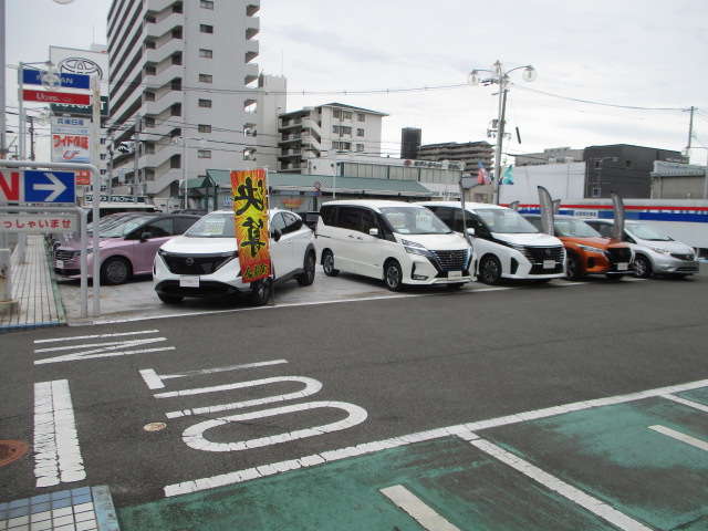 兵庫日産自動車(株) 日産カーパレス姫路