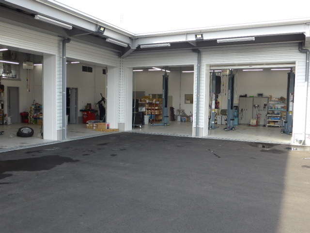 Honda Cars 中央福島 南湖公園店