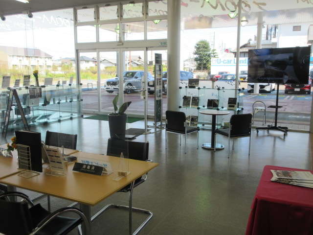 東海マツダ販売(株) 関ユーカーランド