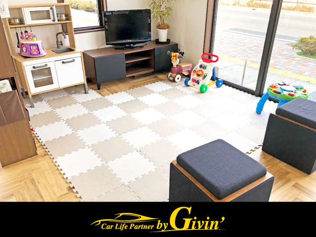 瀬在モータース “Car Life Partner” by Givin’