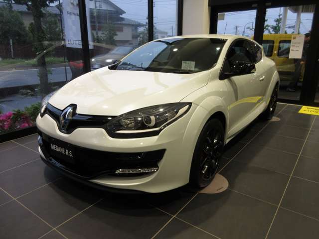 ルノー所沢 (株)ビジョナリー ビジョナグループ