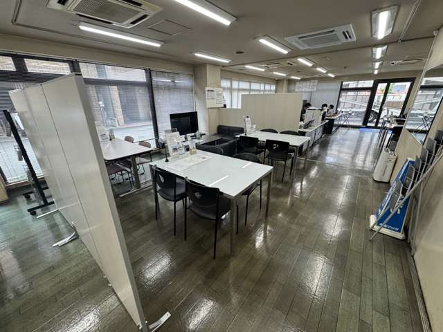 大阪マツダ販売(株) 東住吉店