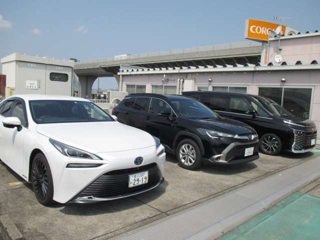 トヨタカローラ香川 東バイパス店