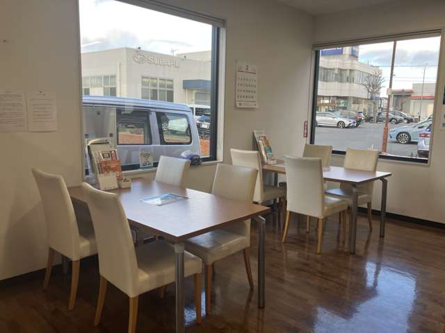 埼玉スバル カースポット大宮