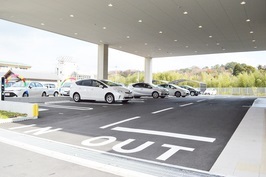 トヨタカローラ神戸(株) 神戸北センター