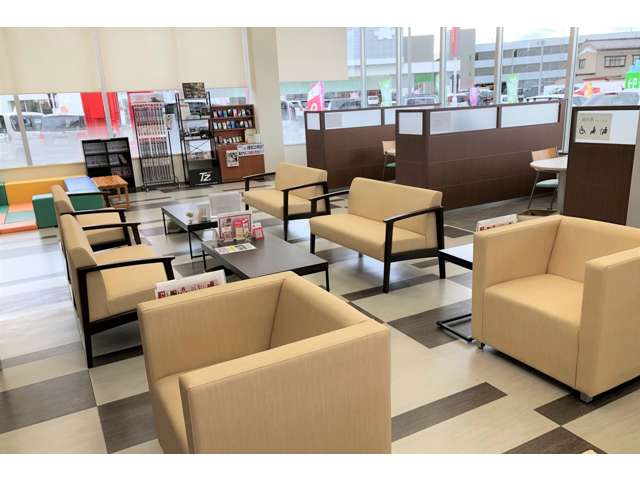 トヨタモビリティ富山 中古車Garage富山