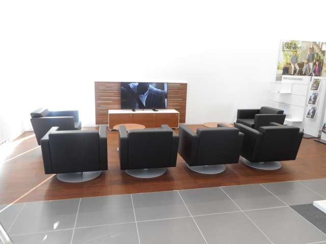 Kyoto BMW MINI NEXT城陽