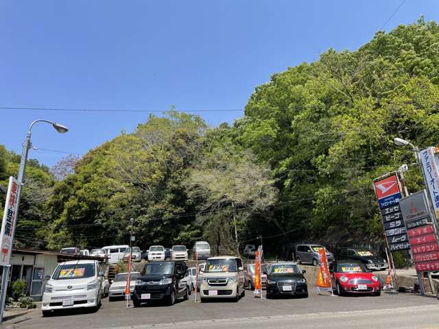 ファミリーオート逢坂