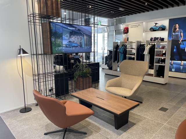 ポルシェセンター目黒 六本木認定中古車センター