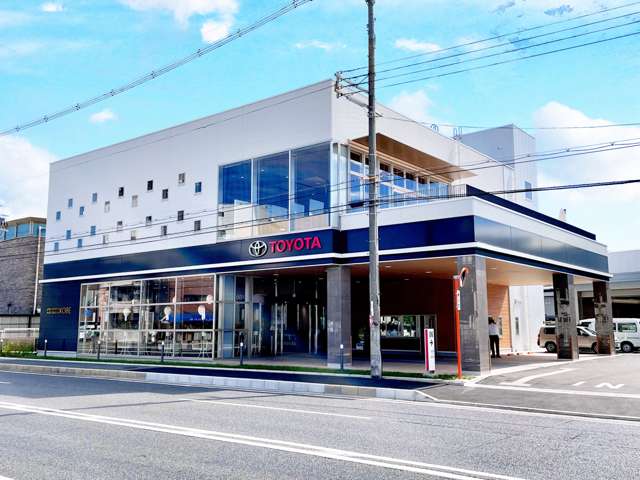 トヨタカローラ神戸(株) 伊丹店