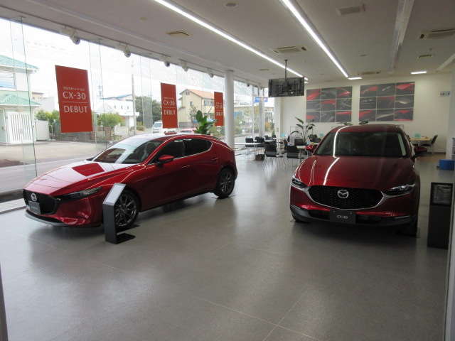 東海マツダ販売(株) 各務原ユーカーランド