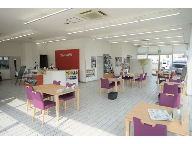 香川ダイハツモータース 坂出店