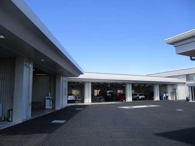 トヨタカローラ香川 春日店